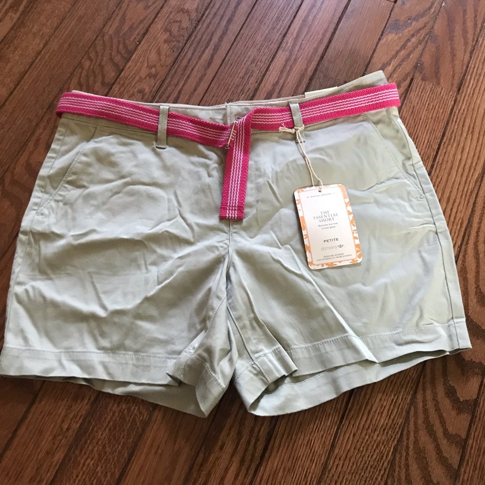 Petite khaki shorts